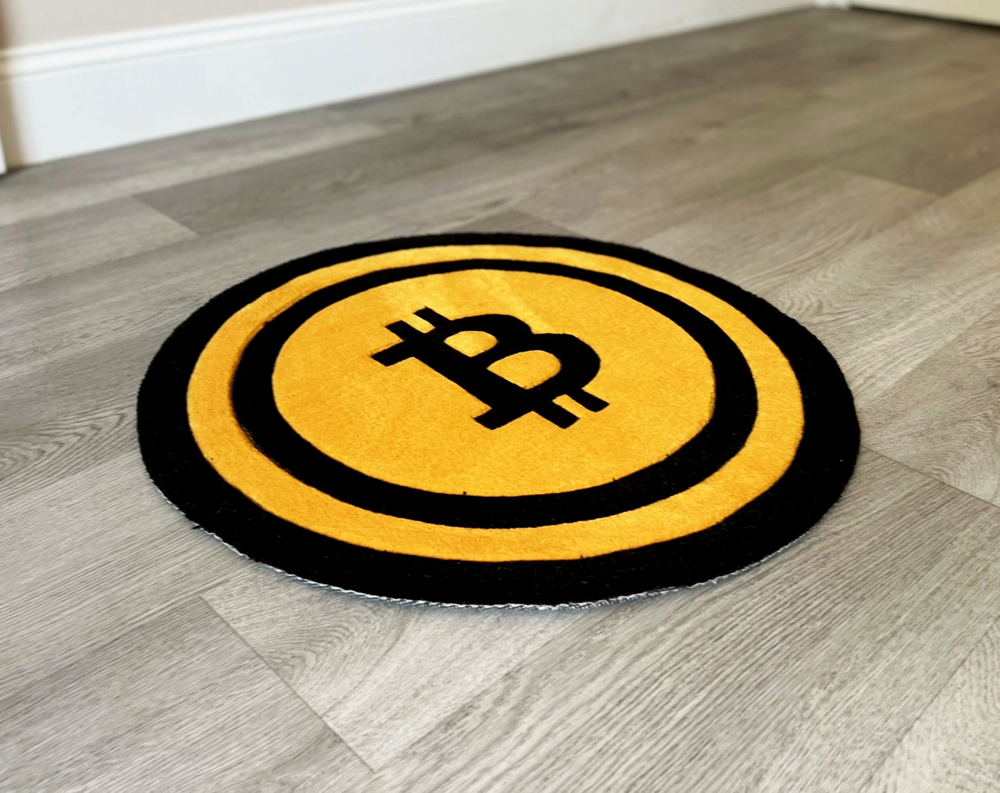 Alfombra con logotipo Bitcoin BTC